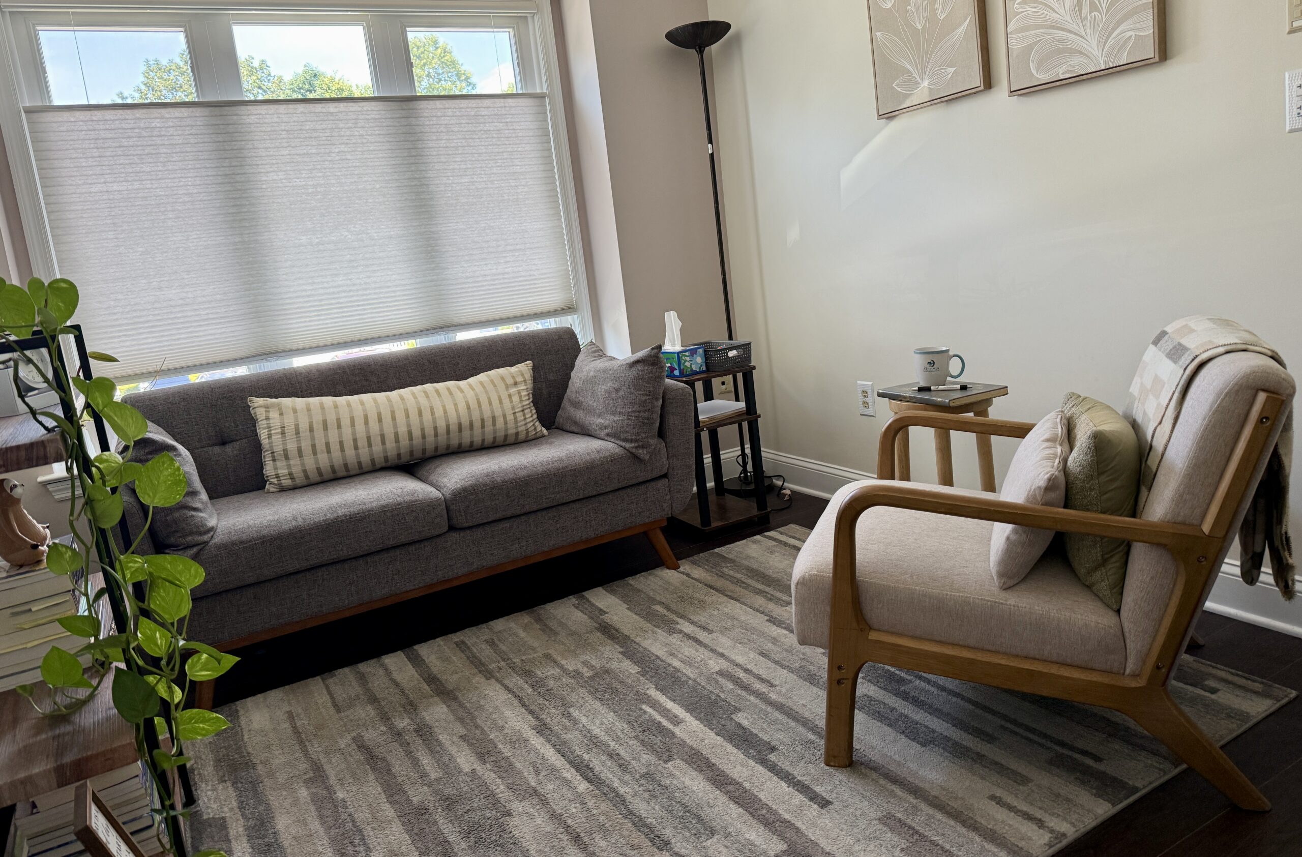 A calm therapy office representing what to expect at a first counseling appointment.
